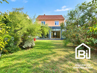  Maison à vendre 6 pièces 148 m²