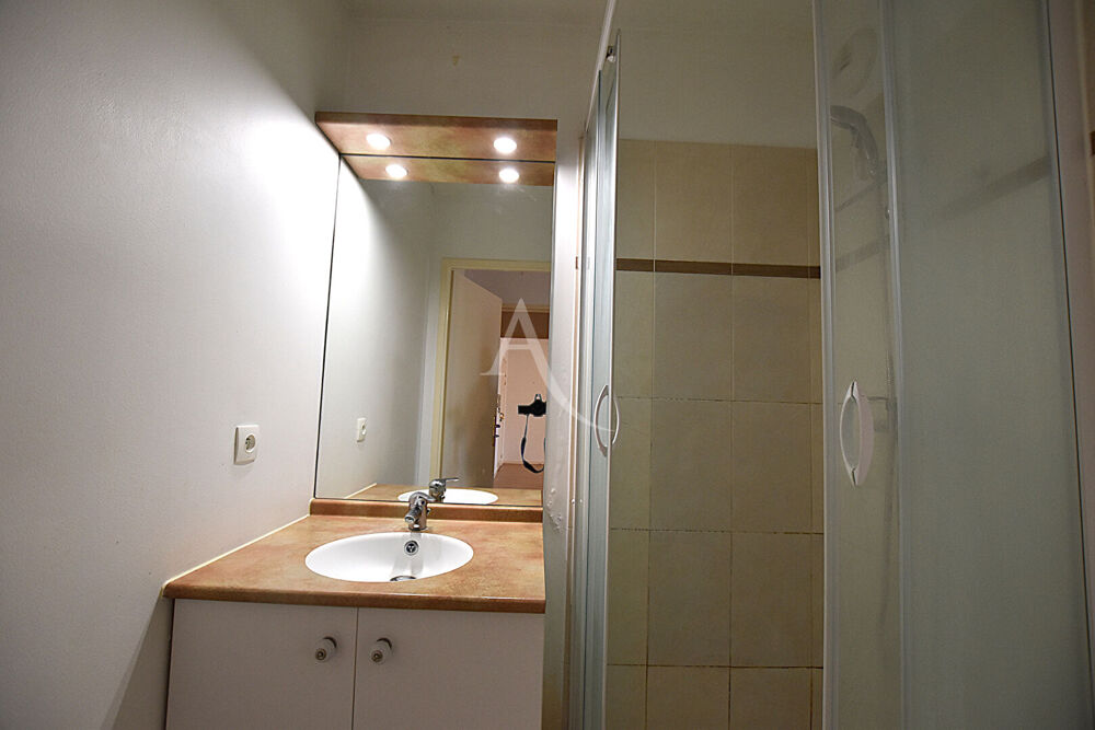 Vente Appartement À vendre : Appartement 2 pièces à Combs-la-Ville Combs la ville