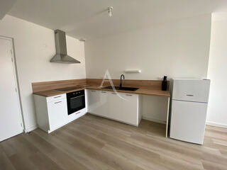  Appartement à louer 2 pièces 47 m²