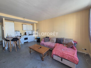  Immeuble à vendre 9 pièces 155 m²