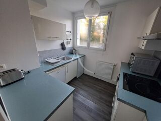  Appartement à louer 2 pièces 37 m²