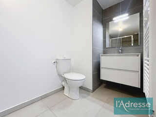  Appartement à louer 2 pièces 45 m²