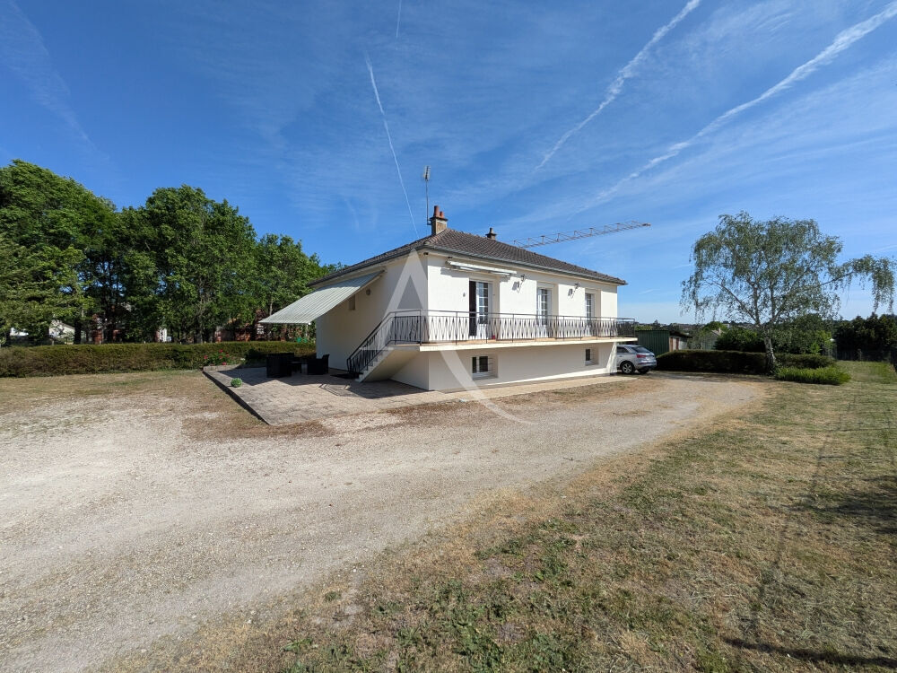 Maison 4 pièces 121 m² · à Veuzain sur Loire · 121 m² · 199 000 €