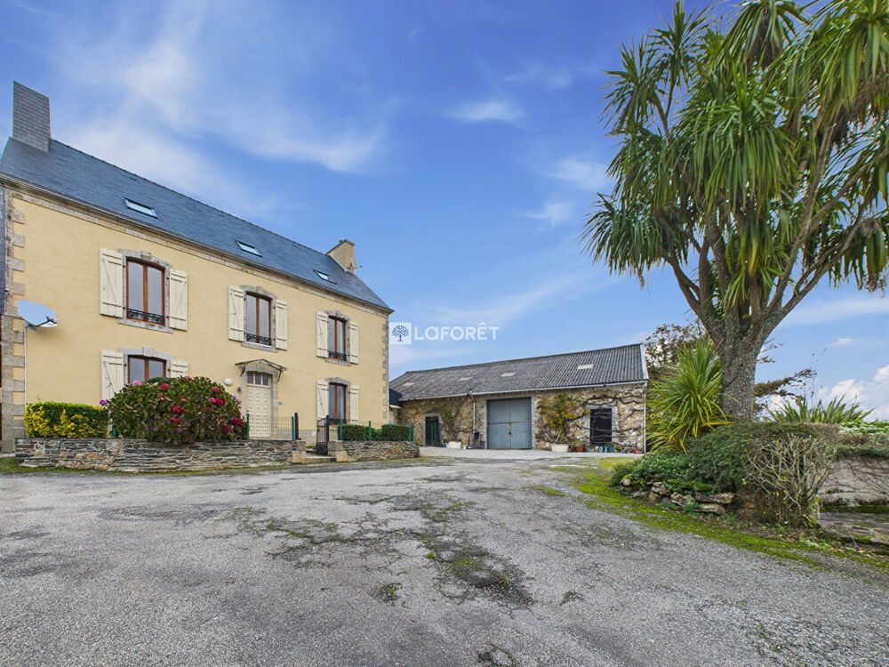 � vendre  Maison Saint-Coulitz (29150)