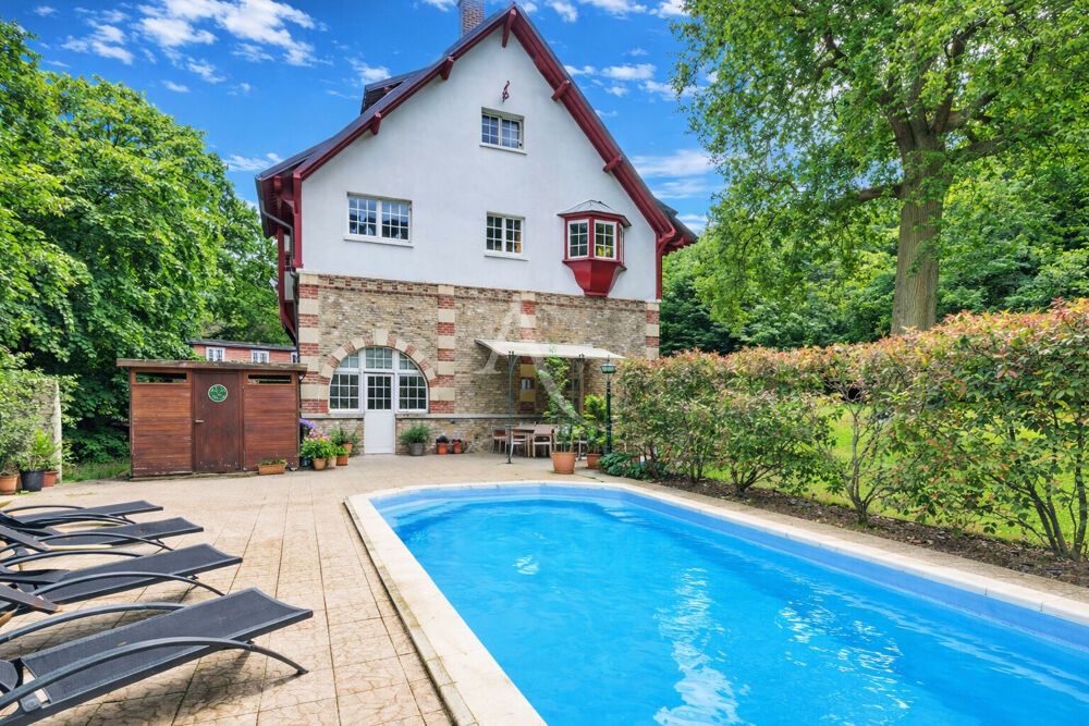 Vente Villa Domaine historique avec dépendance Lagny sur marne 11 pièces 424 m2 Lagny sur marne