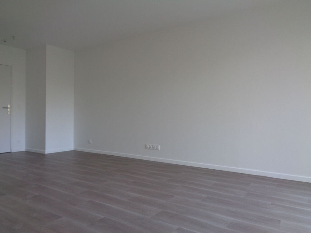 Location Appartement Studio SAVIGNY SUR ORGE 1 pièce 30 m² avec terrasse Savigny sur orge
