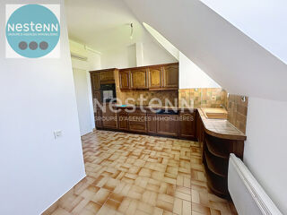  Appartement à louer 4 pièces 108 m²