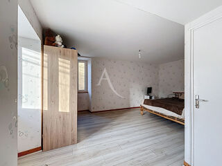  Maison à vendre 8 pièces 213 m²