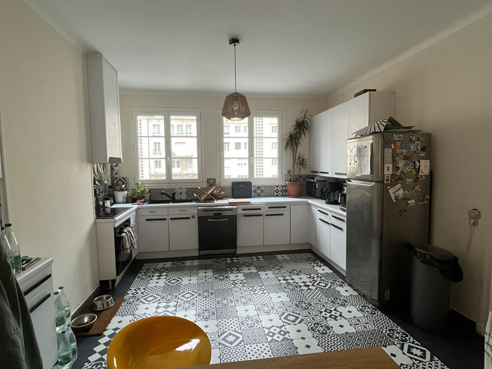 Location Appartement Appartement Caen 5 pièce(s) 122.60 m2 Caen