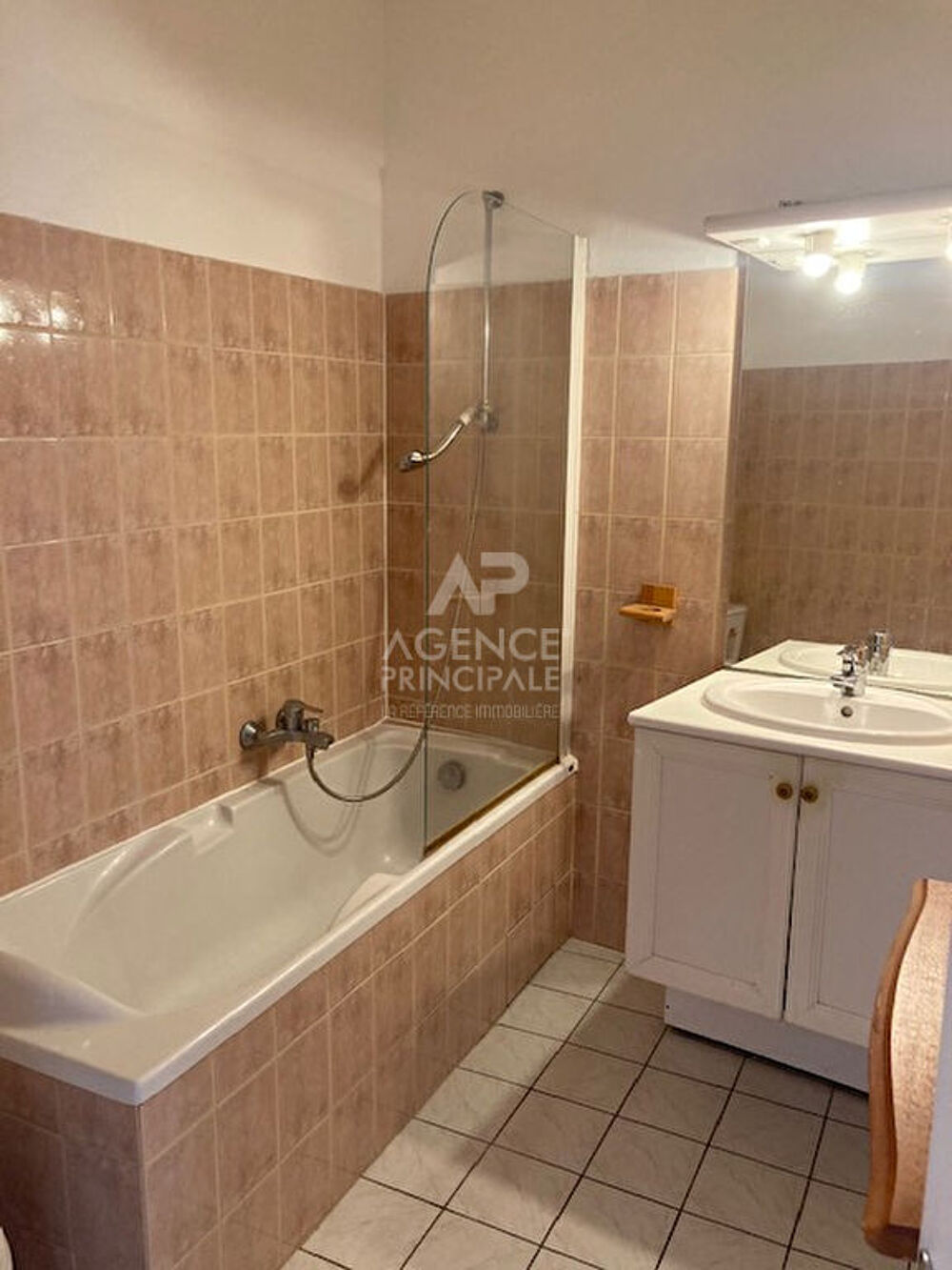 Location Appartement Appartement 2 pièces 50m2 - 2 minutes à pied du RER A Saint Germain En Laye Saint germain en laye