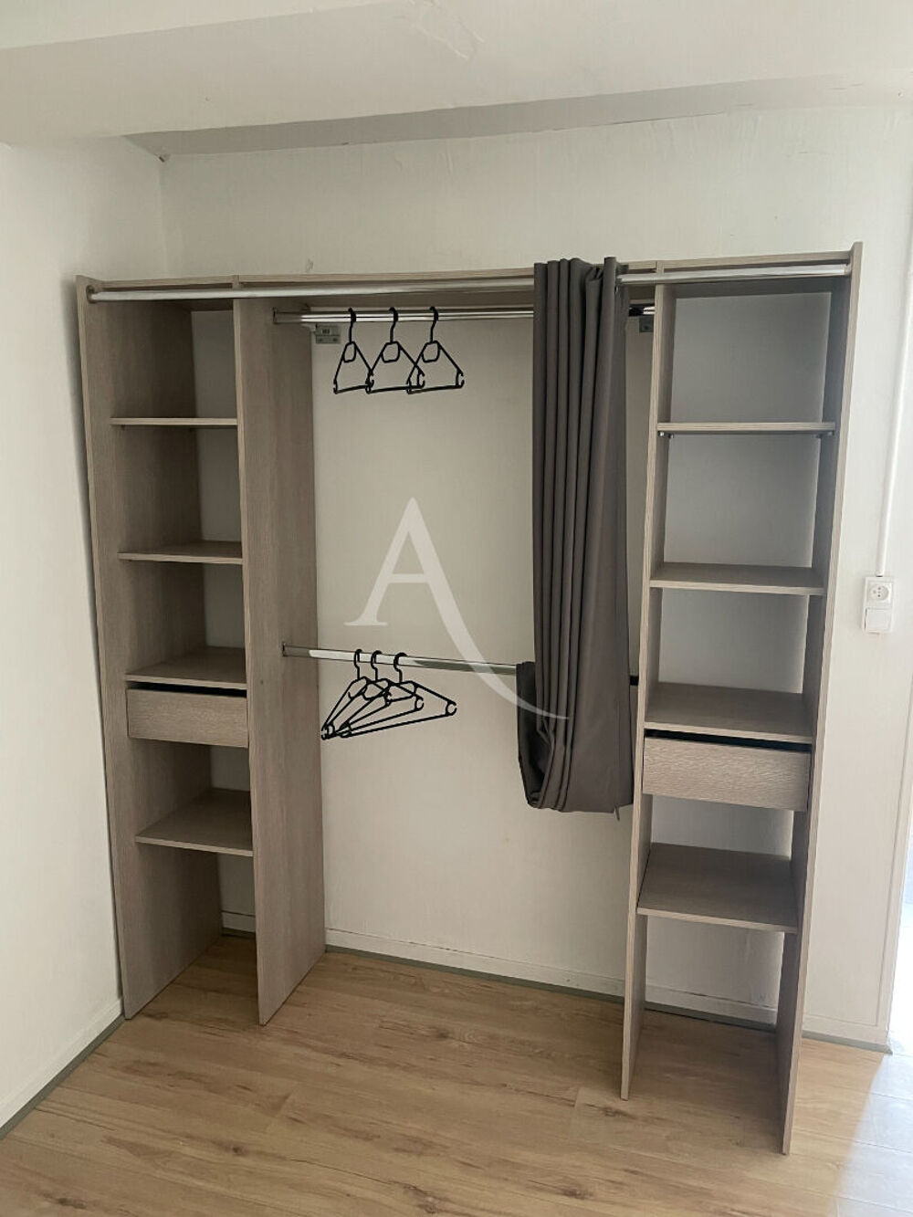 Location Appartement A LOUER ETRICHE Appt T3 Meublé de 54 m2 en RDC Etriche