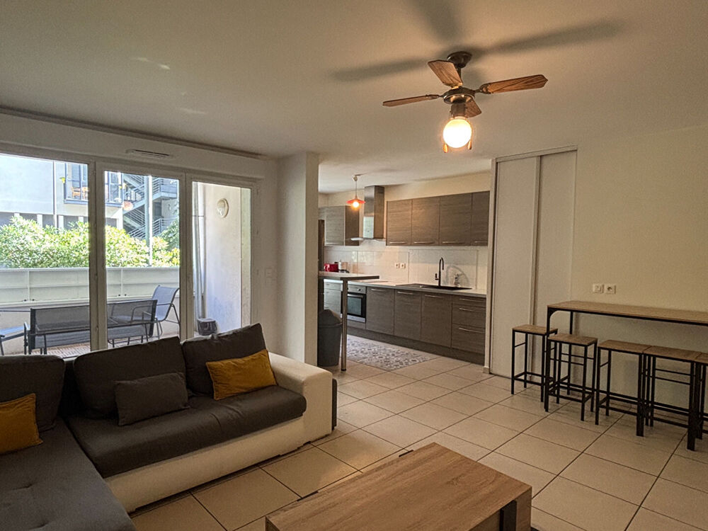 LYON 7 - T4 meublé de 89 m² avec terrasse
