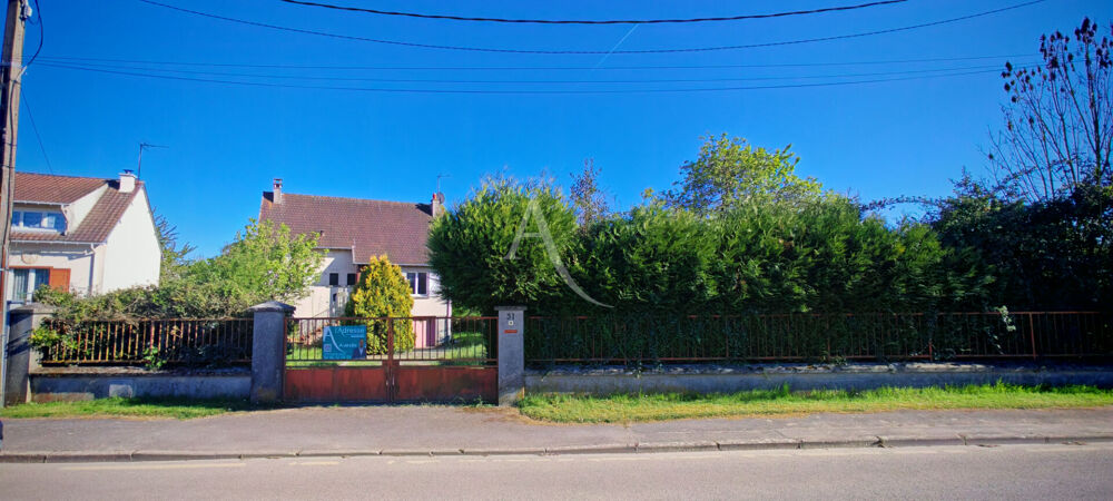Vente Maison VENTE d'une maison de 6 pièces (120 m²) à CHAMBRY Meaux