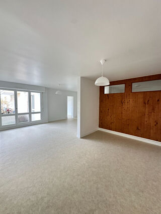  Appartement  vendre 2 pices 64 m