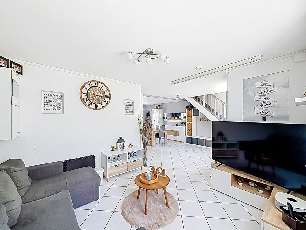 Maison Nanteuil-lès-meaux - 4 chambres - jardin de 530 m2 - Plusieurs stationnements