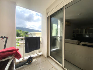  Appartement � vendre 1 pi�ce 34 m� Saint denis