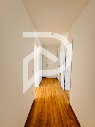  Appartement à louer 4 pièces 