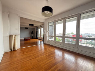  Appartement  vendre 4 pices 73 m
