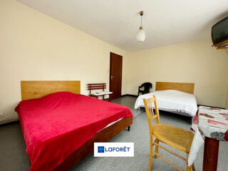  Immeuble � vendre 9 pi�ces 168 m�