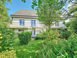  Maison  vendre 8 pices 146 m