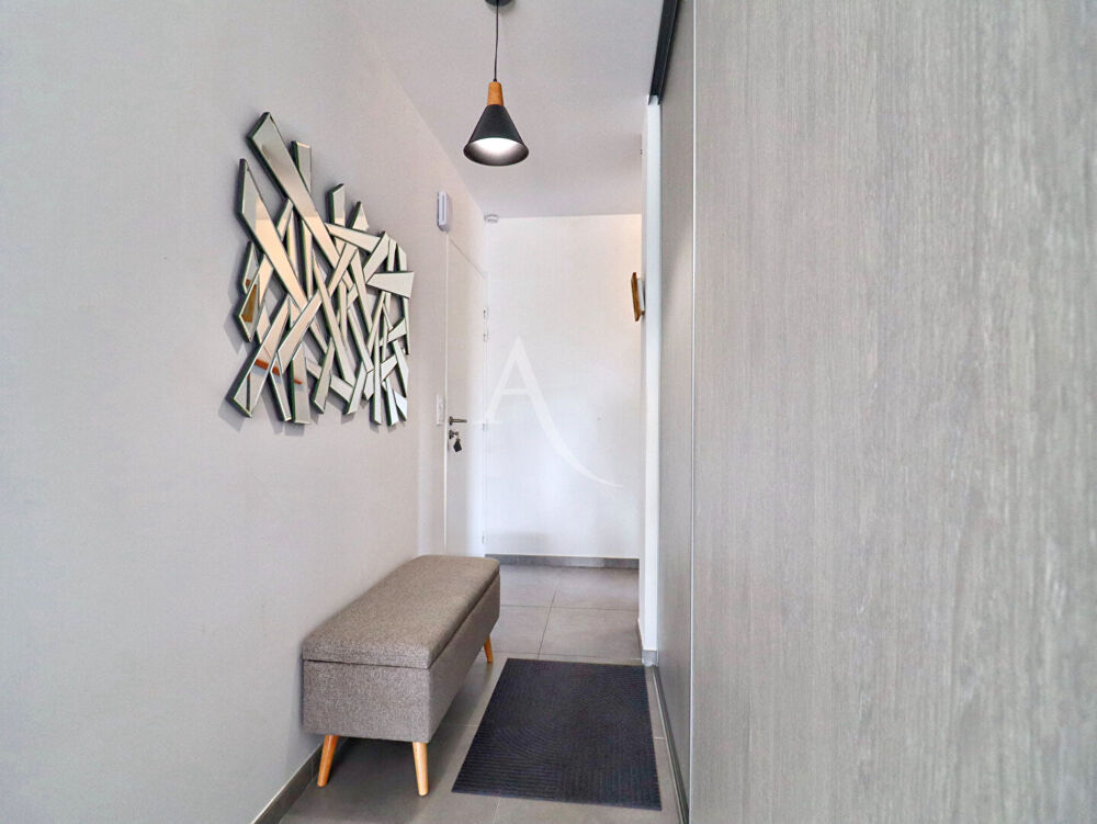 Location Appartement APPARTEMENT RECENT VOLX TYPE 3 AVEC TERRASSE ET DEUX PLACES DE PARKING Volx