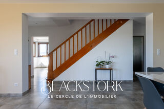  Maison  vendre 6 pices 180 m