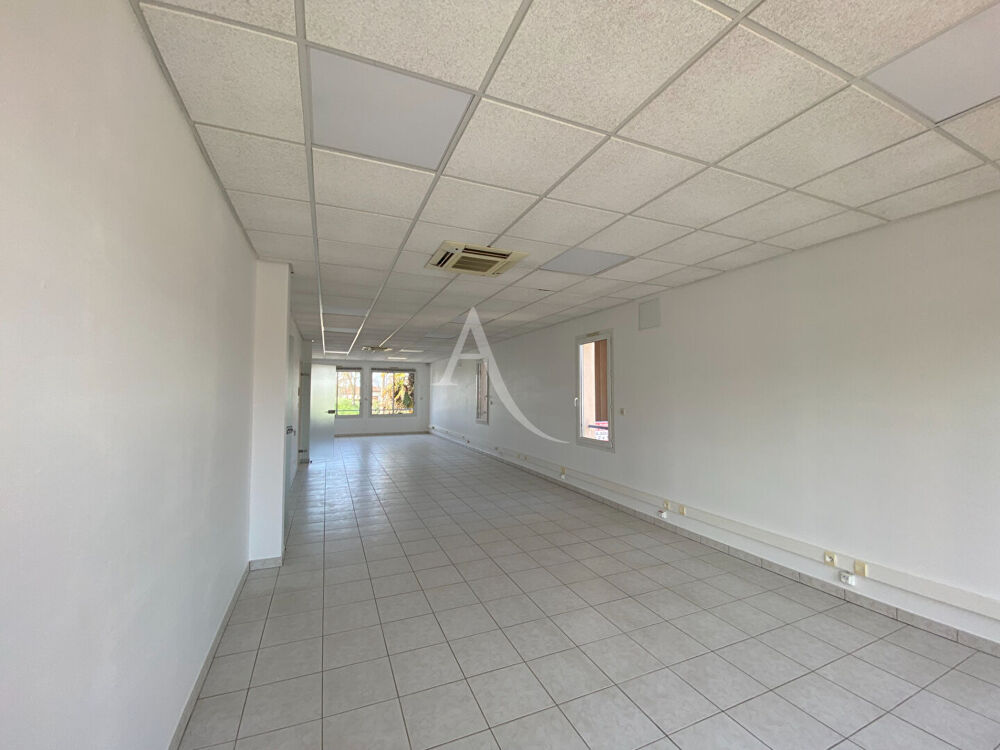   Bureaux L'Isle Jourdain 219.89m² L isle jourdain