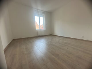  Maison à louer 4 pièces 85 m²