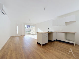 Vente Maison Maison Epone 3 pièce(s) 75 m2 - 2 chambres - jardin - parking - DPE A/A Epone
