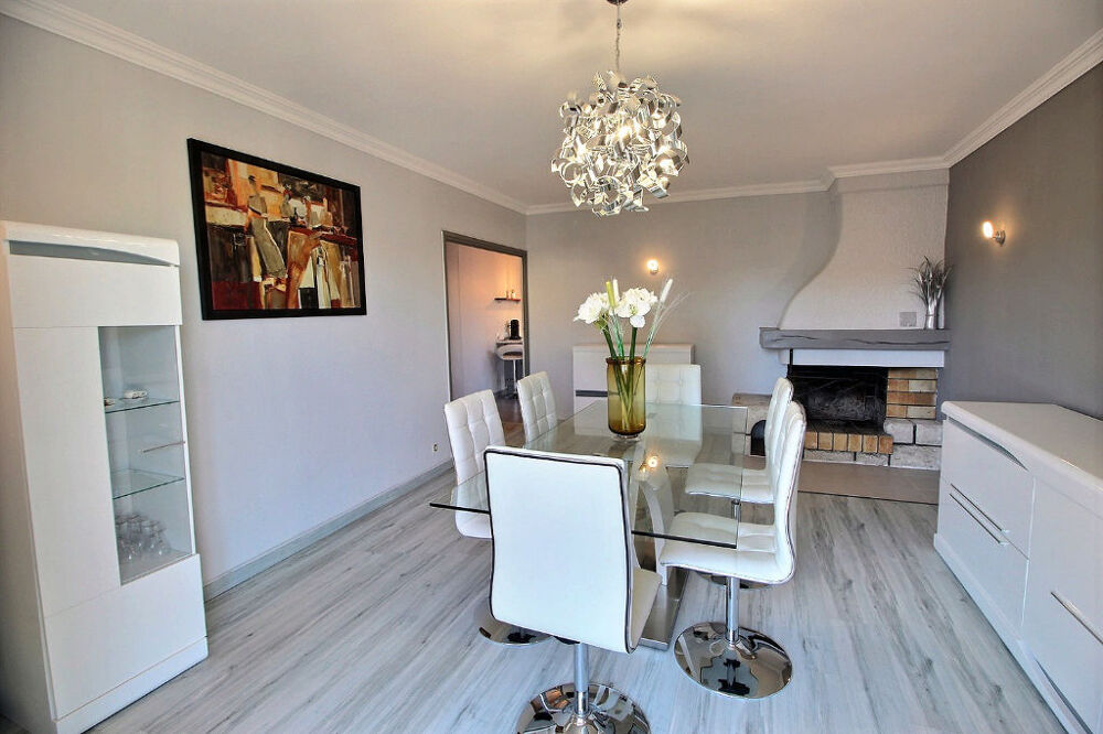 Vente Maison CABESTANY - VILLA 3 FACES DE TYPE F6/7 AU CENTRE SUR TERRAIN PISCINABLE. Cabestany
