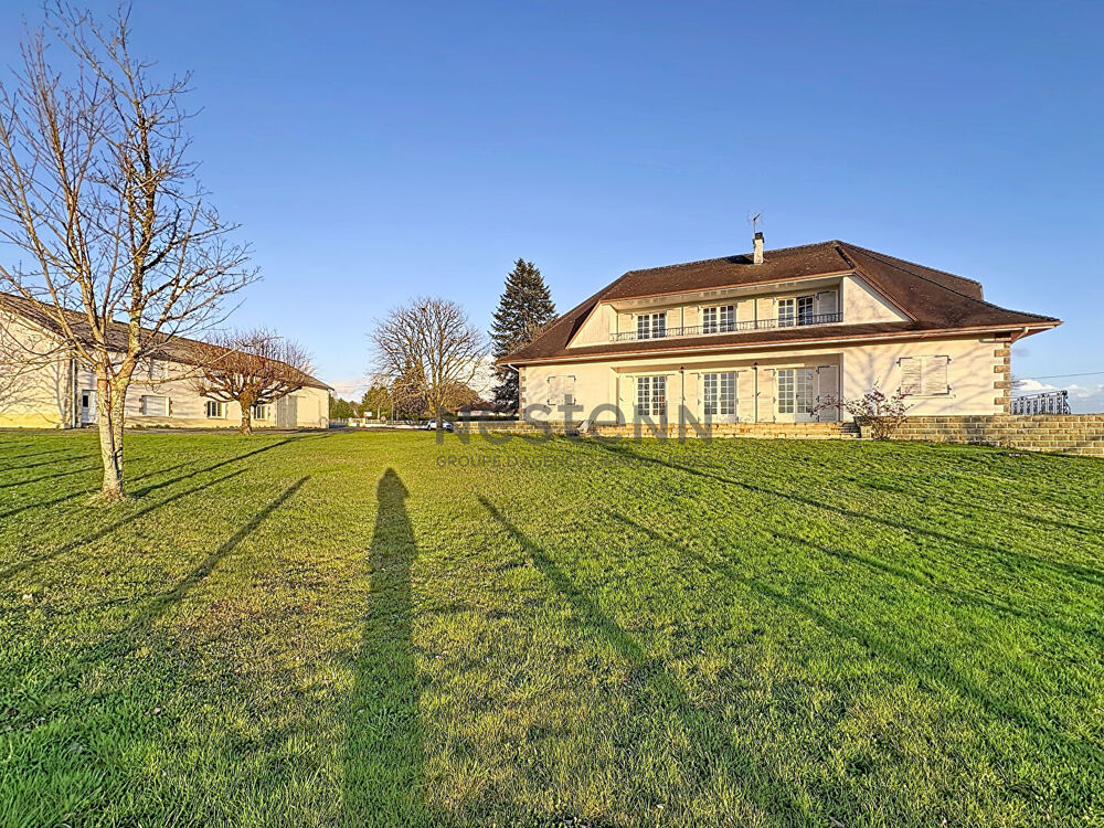 Propriété rare conjuguant maison familiale et ancienne grange à seulement 15 minutes de Limoges