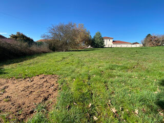  Terrain à vendre 691 m²