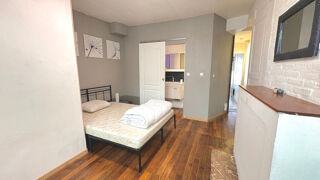  Appartement à louer 2 pièces 33 m²