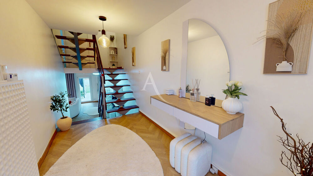 Vente Maison Maison familiale Noisiel 5 pièces 119 m2 Noisiel
