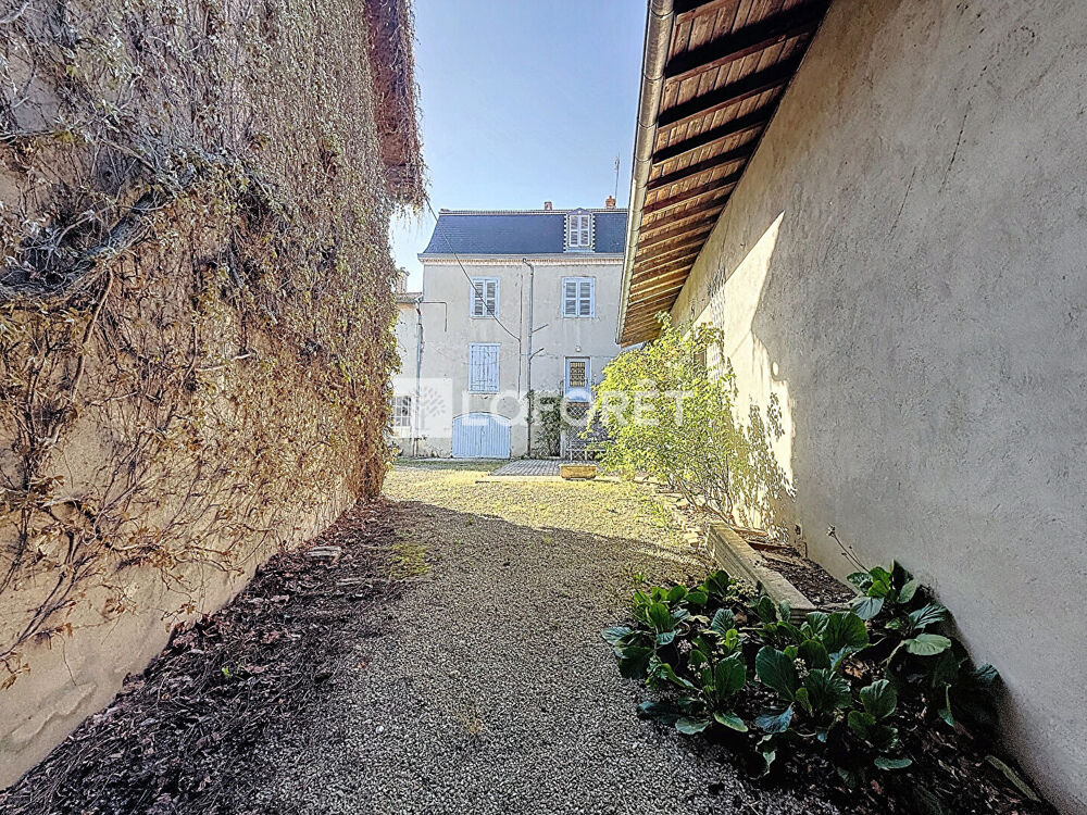PROPRIÉTÉ CENTRE Montrevel En Bresse