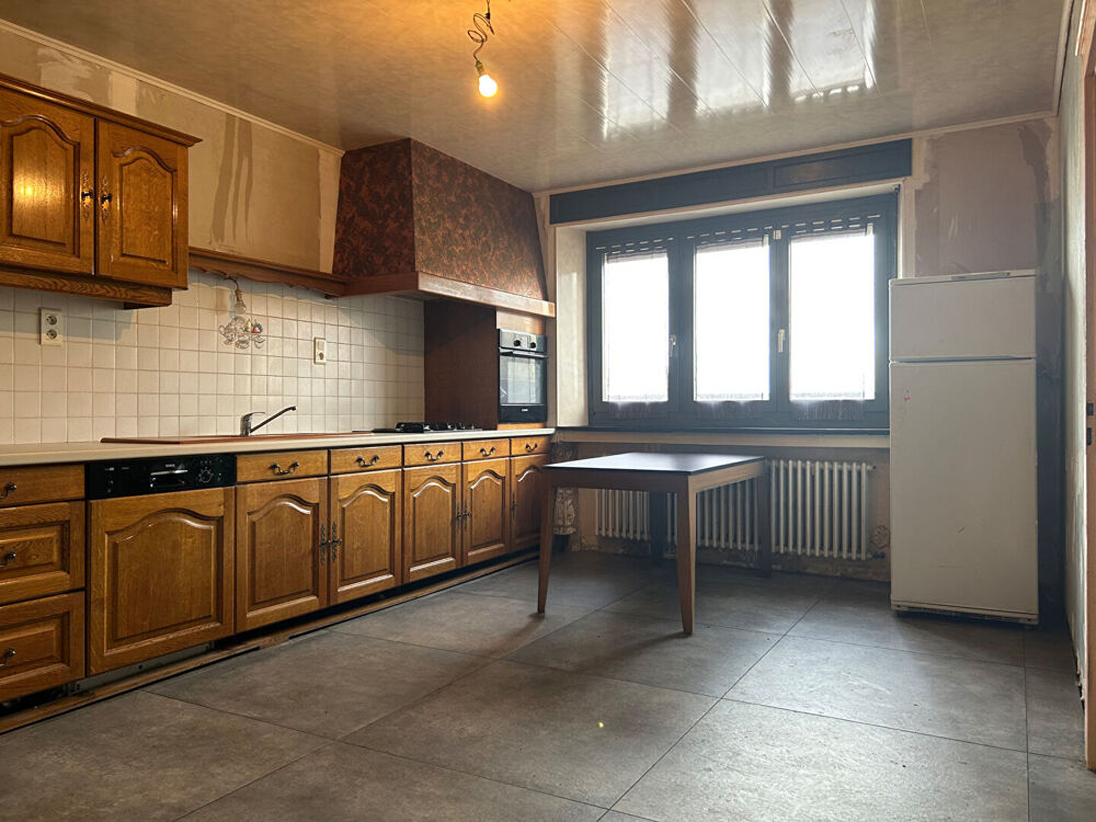 Vente Maison Maison - 6 pièces - grange - jardin - WOEL Woel