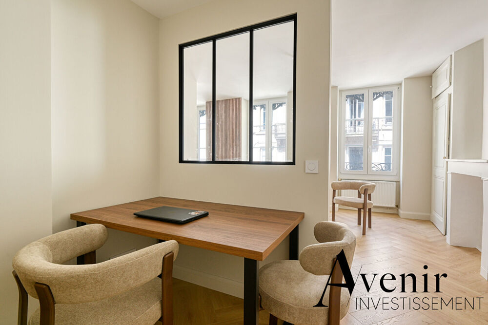 Appartement rénové par architecte proche place Maréchal Lyautey