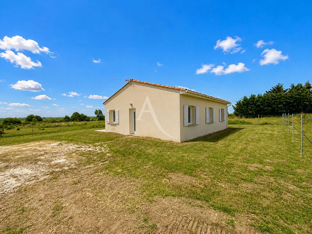 Vente Maison Maison Saint-bonnet-sur-gironde 4 pièces 80 m2 Saint bonnet sur gironde