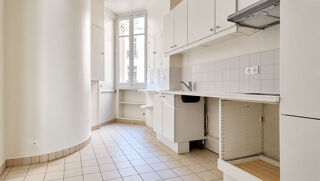  Appartement à louer 4 pièces 96 m²