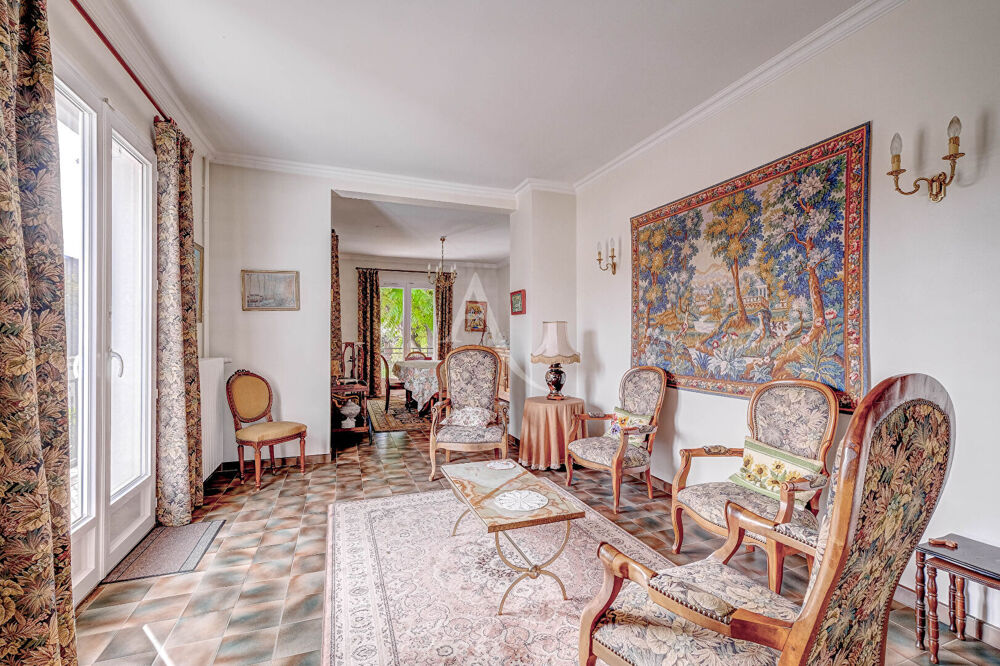 Vente Maison Maison  Brie Comte Robert 134 m2  terrain 596 m²  5 chambres Brie comte robert
