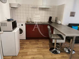  Appartement à louer 1 pièce 28 m²