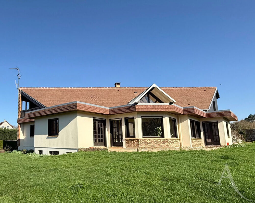Maison 6 pièces 218 m² · à May sur Orne · 218 m² · 439 000 €