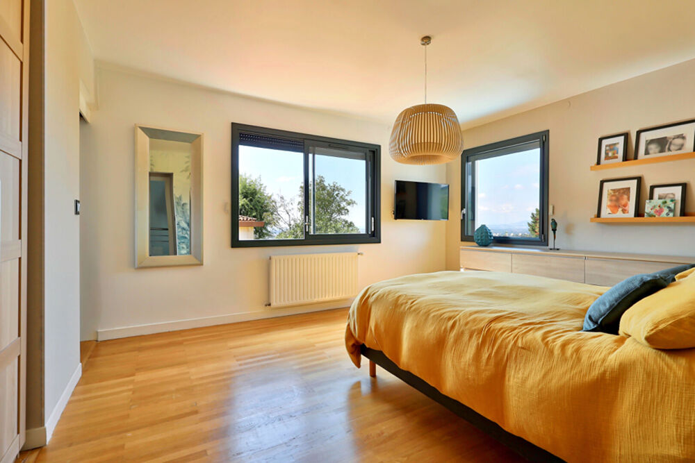 � vendre  Maison Saint-Cyr-au-Mont-d'Or (69450)