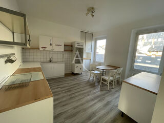  Appartement à louer 5 pièces 164 m² Blois