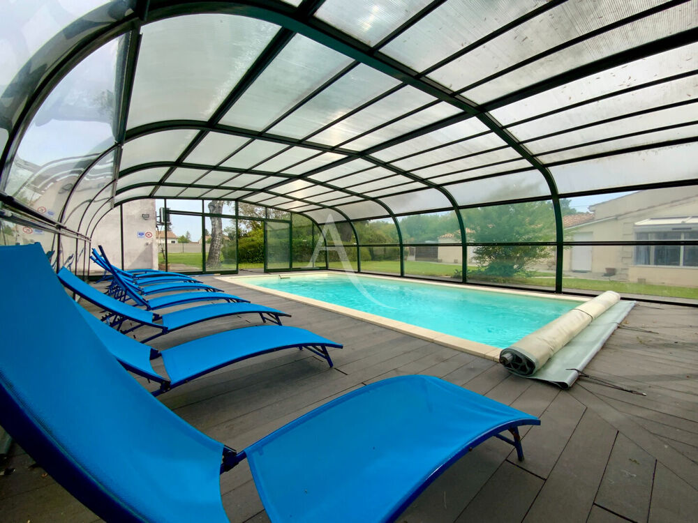 Maison 7 pièces 270 m² · à Pons · 270 m² · 399 900 €