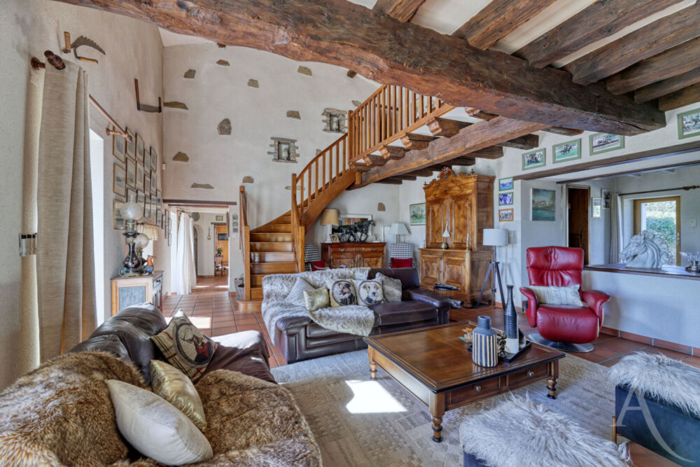 � vendre  Maison Montaigu (85600)