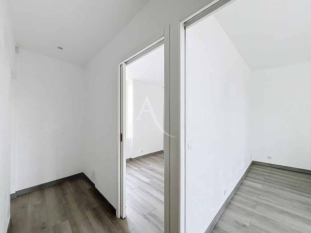 Location Appartement A LOUER La Madeleine Angers 3 pièces 38 m² Angers