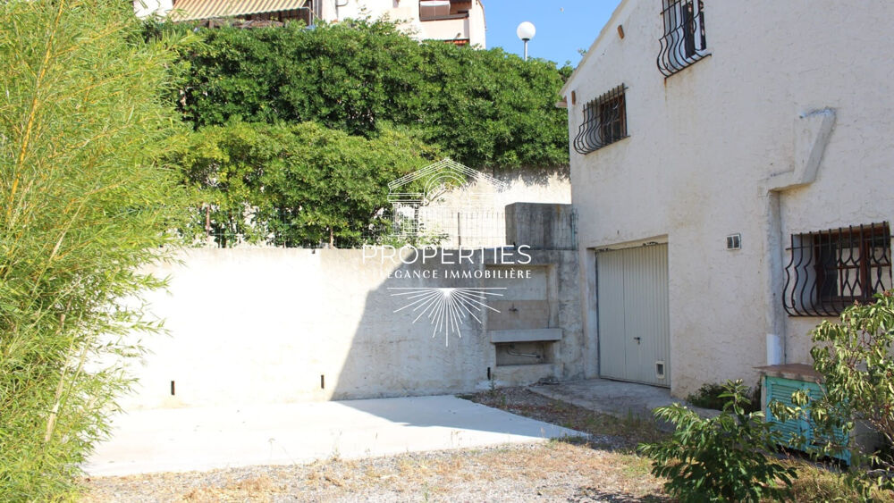 LE LAVANDOU - CAVALIÈRE - 2 APPARTEMENTS T2 + T3 PROCHE PLAGE - À RÉNOVER - GARAGE
