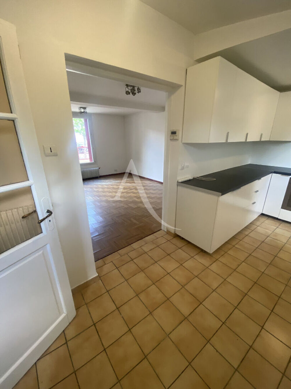 Location Maison Maison spacieuse 5 pièces de 122m² avec jardin et studio près de la gare RER du Bourget Drancy