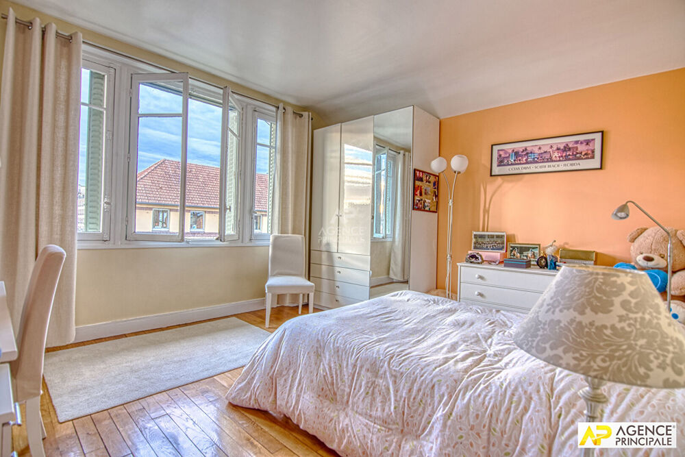 à vendre  Maison Versailles (78000)